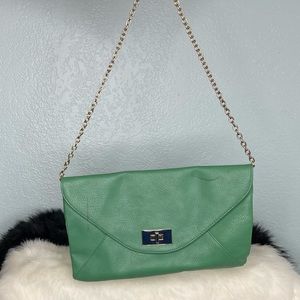 Banana Republic green clutch / some scuffs on it